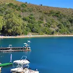 Διαμέρισμα Theophilos Dio *