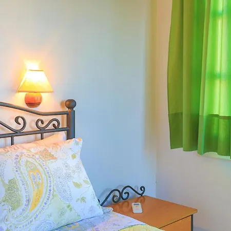 Theophilos Dio Appartement