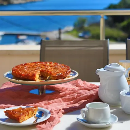 Theophilos Dio Appartement